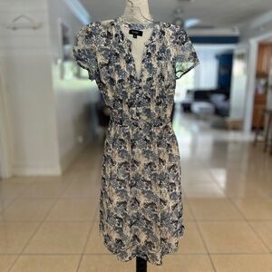 MSK Blue and Cream Flutter Sleeve Mini Sundress